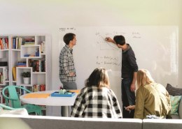 Suchościeralna folia w rolce POST-IT_ Dry Erase (DEF8X4-EU), 122x244cm, biała, 3M-70006850757 Post-It 3M