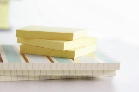 Bloczek 3M POST-IT Z-Notes R-330 76x76mm 100k FT510000092 harmonijkowy Post-It 3M Bloczek 3M POST-IT Z-Notes R-330 76x76mm 100k FT510000092 harmonijkowy Post-It 3M