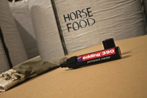 Marker permanentny ścięta końcówka 4-12 mm czerwony Edding 390/002/CZ Edding