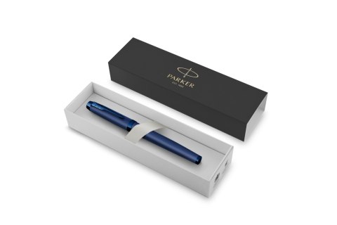 Pióro wieczne (M) PARKER IM PROFESSIONALS MONOCHROME BLUE 2172964, giftbox Parker Pióro wieczne (M) PARKER IM PROFESSIONALS MONOCHROME BLUE 2172964, giftbox Parker