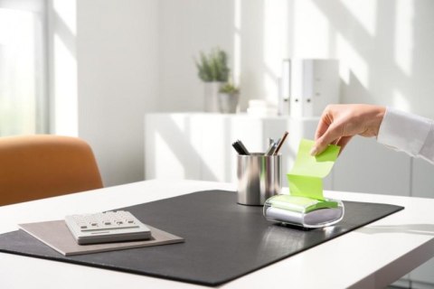 Podajnik do bloczków samoprzylepnych POST-IT_ Pro (PRO-W-12SSCOL-R330), biały, w zestawie 12 bloczków Super Sticky Z-Notes Post-It 3M